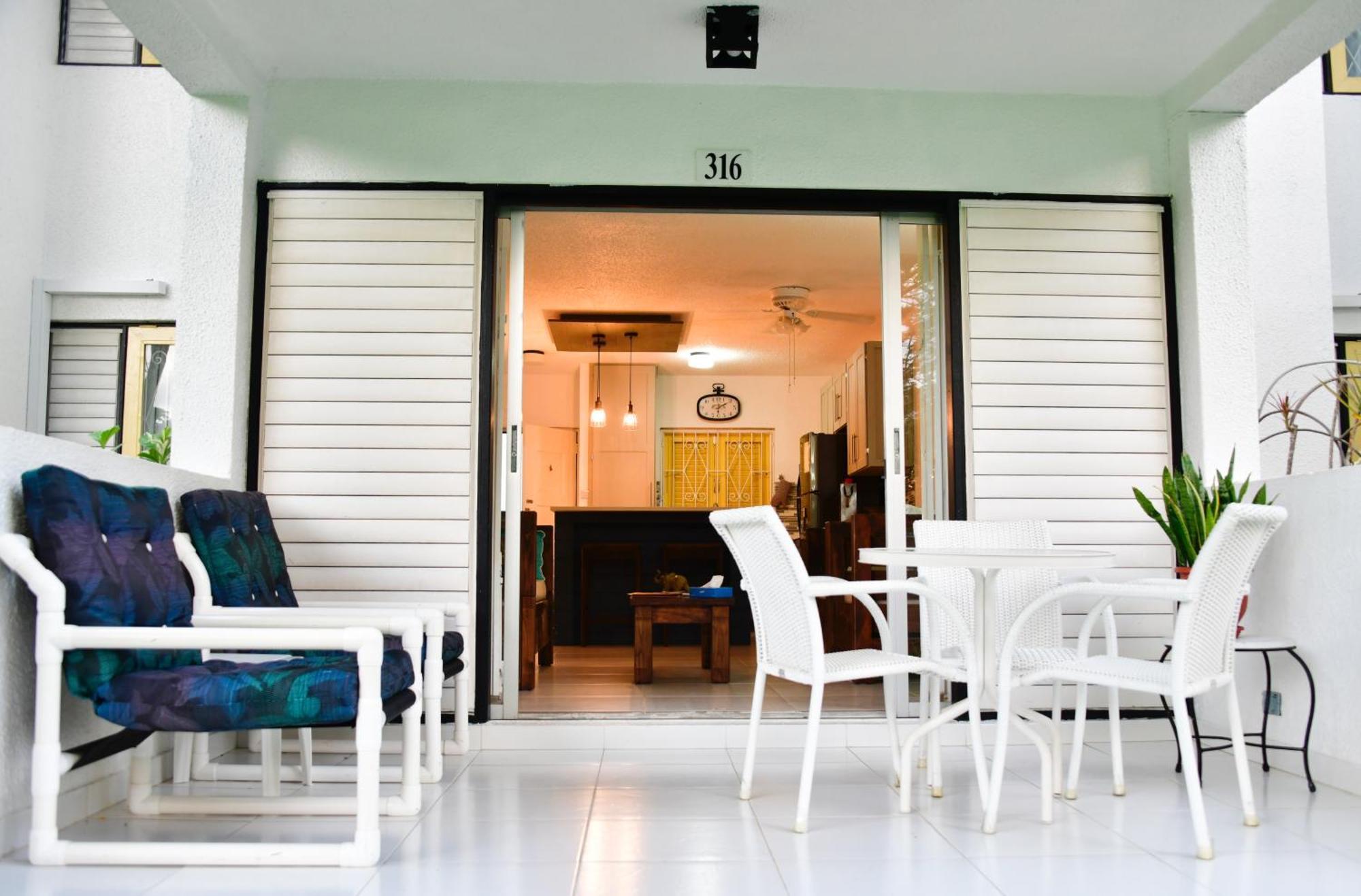 316 Moonshine Apartment Bridgetown Bagian luar foto